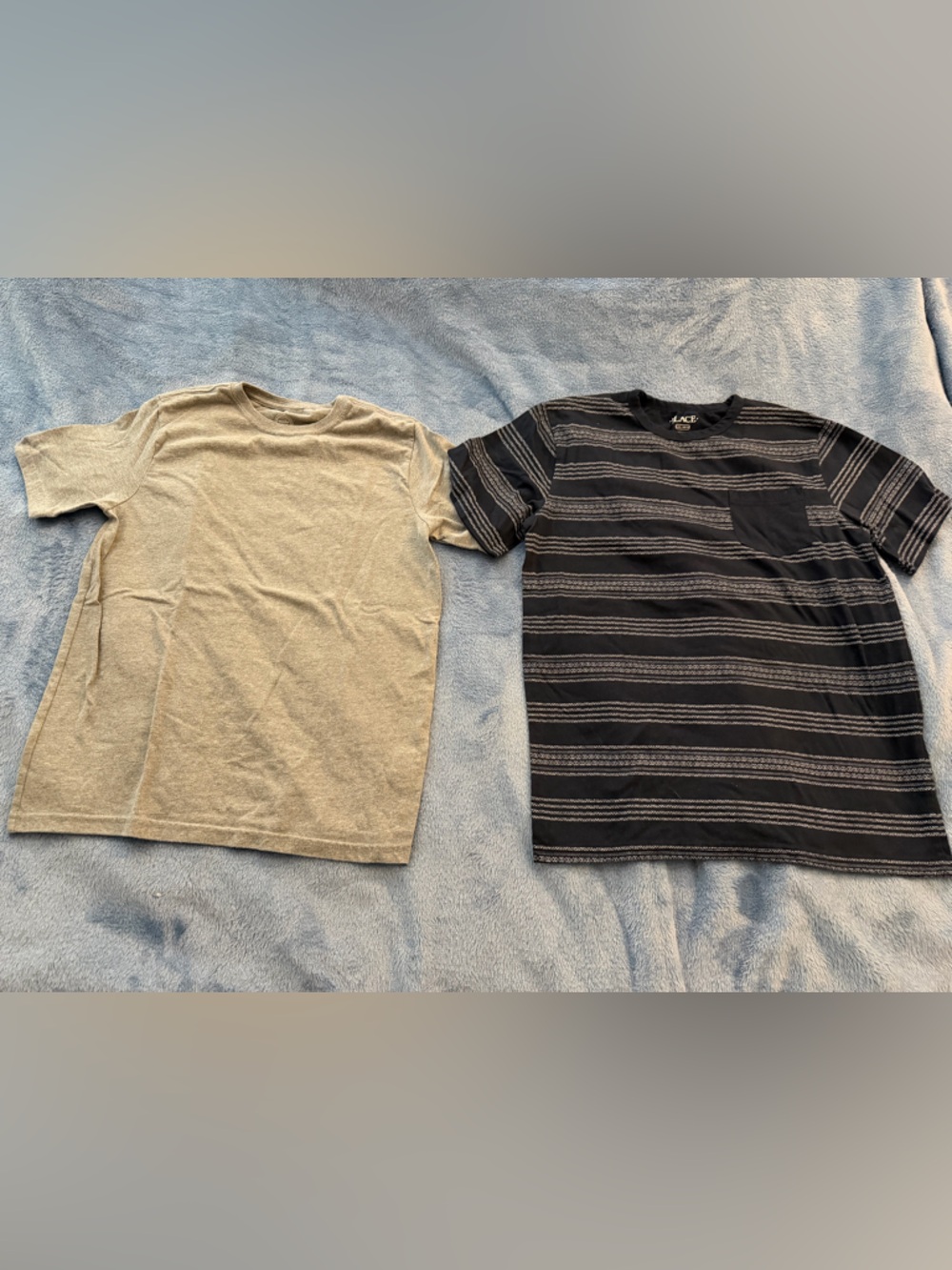 Children’s Place and Wonder t-shirt bundle. Boys size large 10/12.